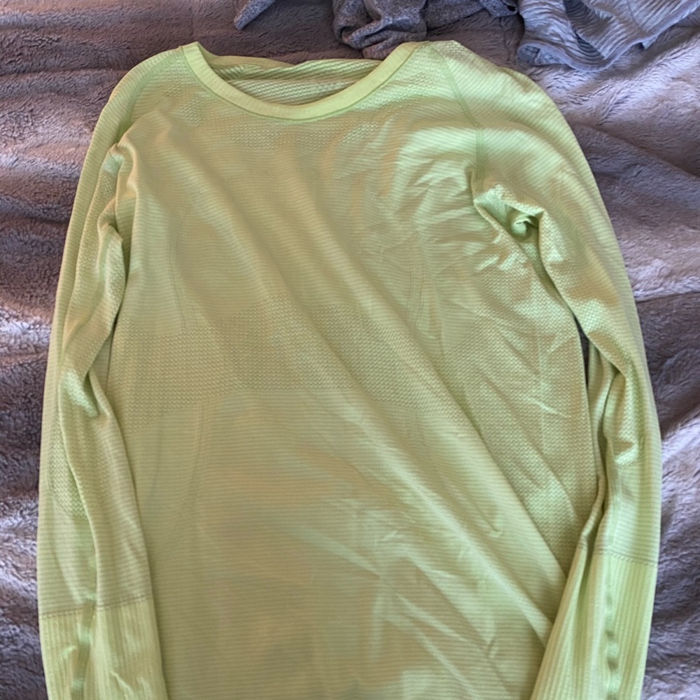 lime green lululemon long sleeve